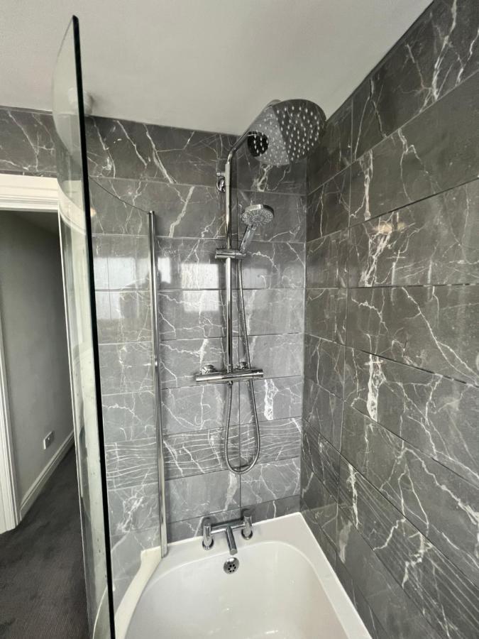 Very Comfy 3 Bed Town House Ashton-under-Lyne Exteriér fotografie